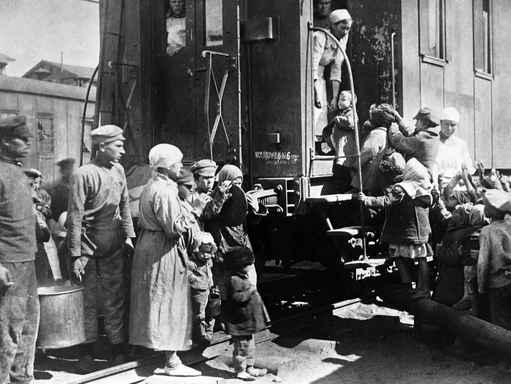 Социология революции. 4. Изменения социальных процессов в периоды революций